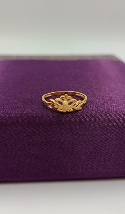 Women's Ring
