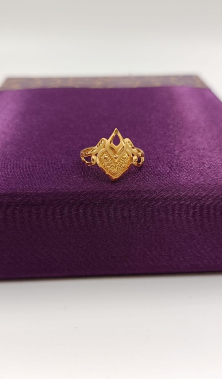 Women's Ring