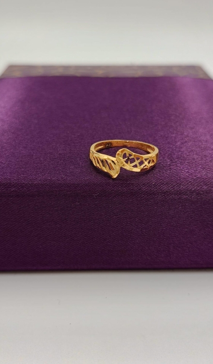 Women's Ring