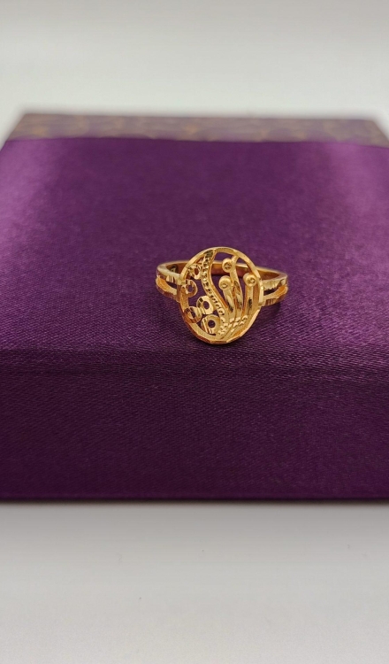 Women's Ring