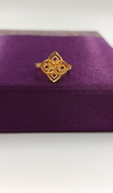 Women's Ring