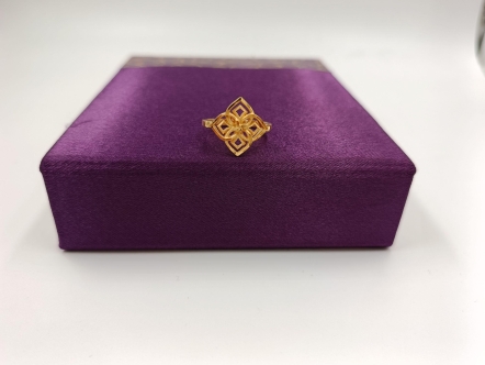 Women's Ring