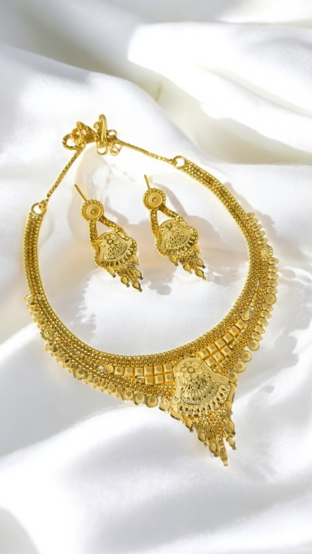 Forming Necklace