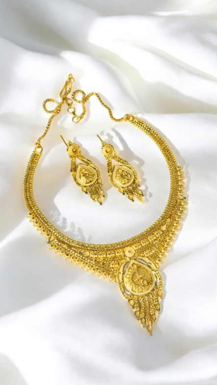 Forming Necklace