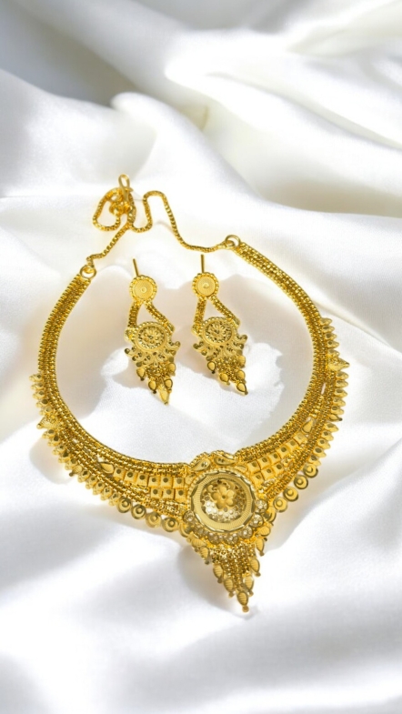 Forming Necklace