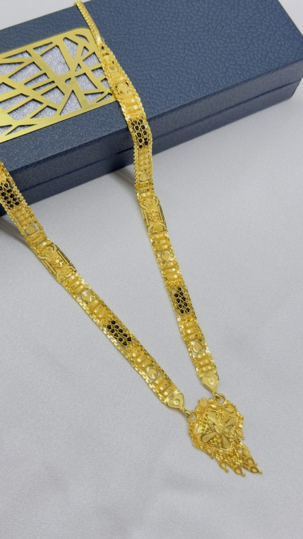 Forming Short Mangalsutra