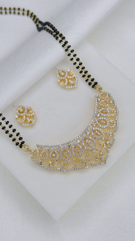A D Pendant Set
