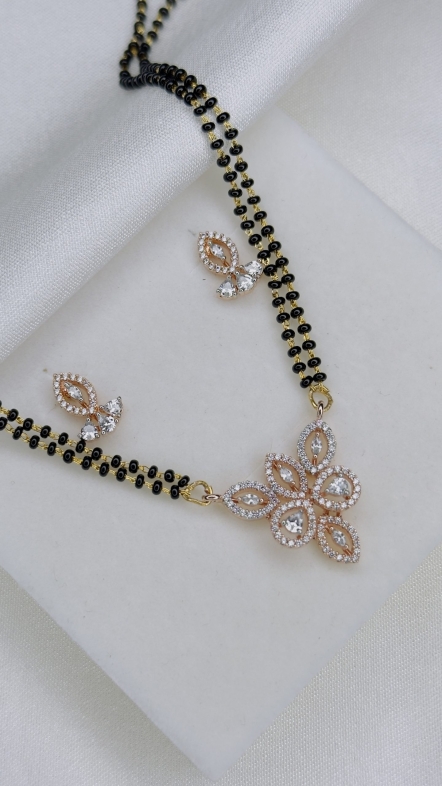 A D Pendant Set
