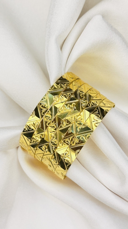 Forming 6 pcs bangles