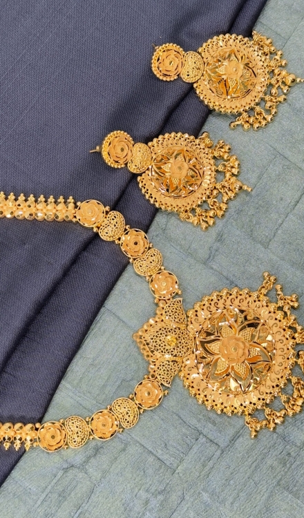 Forming Necklace