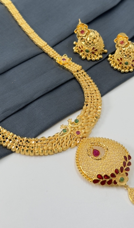Forming Necklace