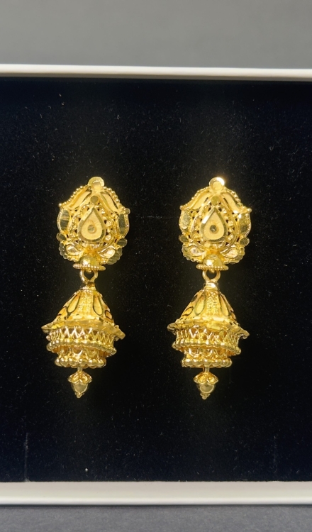 Forming Jhumka