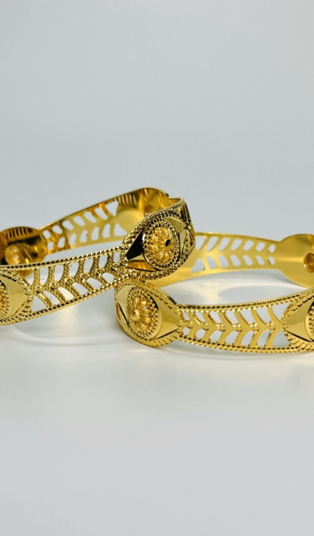 Forming 2 pc's Bangles