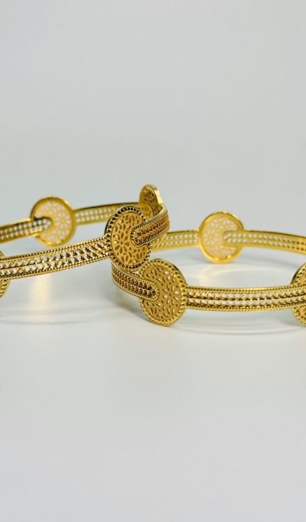 Forming 2 pc's Bangles