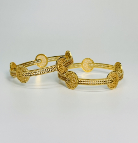 Forming 2 pc's Bangles