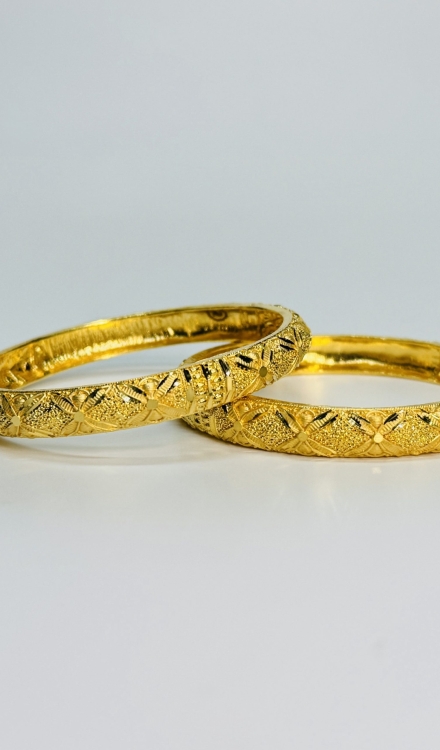 Forming 2 pc's Bangles