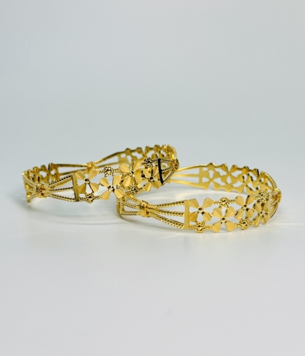 Forming 2 pc's Bangles