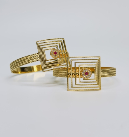 Forming 2 pc's Bangles