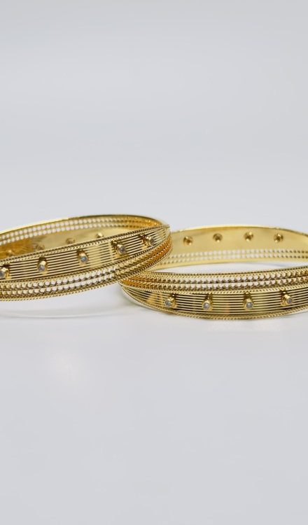 Forming 2 pc's Bangles
