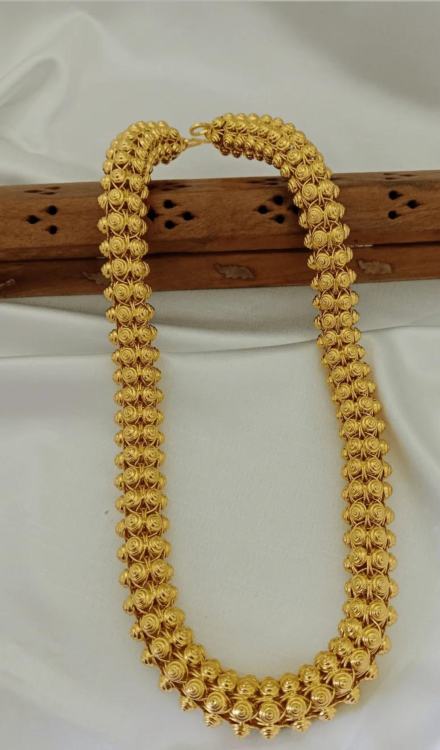 Broad Chain